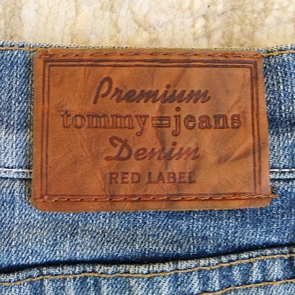 Premium Tommy Jeans Denim Red Label Frayed Hem Skirt J5 Blue - Picture 2 of 16
